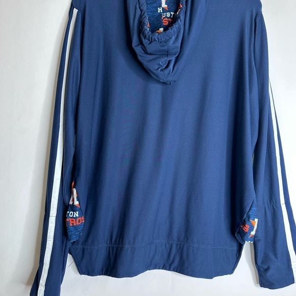 Houston’s Astro Genuine Merchandise hoodie - Picture 5 of 7